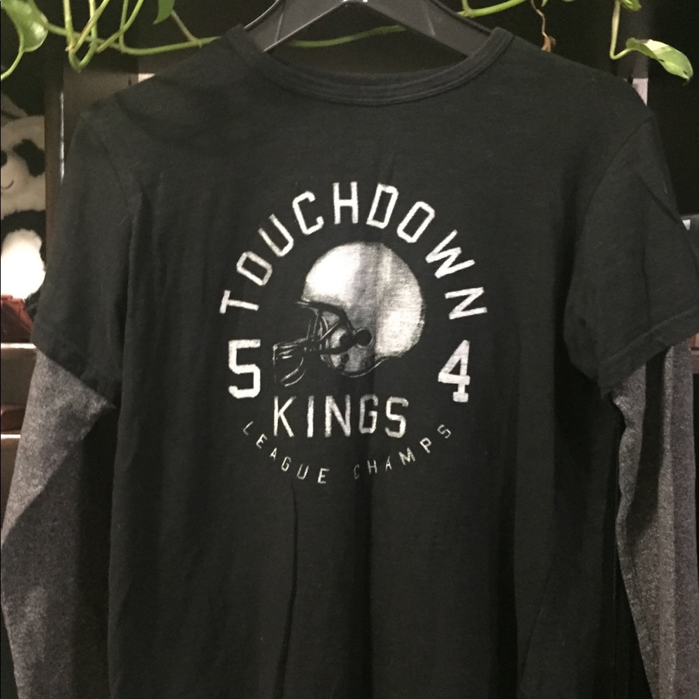 SALE‼️ 2 for $7. Boys Sleeve-shirt